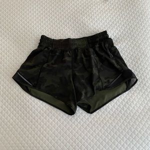 Camo hotty hot shorts